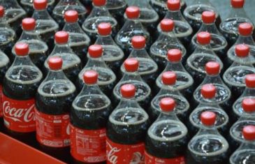 TAJNI SASTOJAK: Pašćete sa stolice kada čujete šta su pronašli u tvornici Coca-Cole na jugu Francuske!