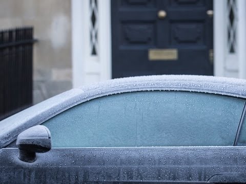 Ove stvari zimi ne smijete da ostavljate u automobilu!