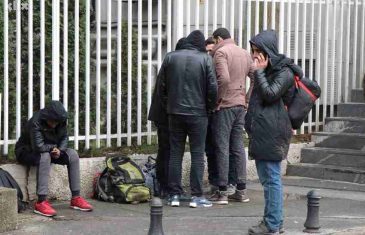 Vidio sam kako se lik u džipu pokušao zabiti u grupu migranata u Sarajevu… Postali smo teška đubrad!