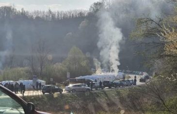 NA GRANIČNOM PRELAZU MALJEVAC IZGORJELA TRI ŠATORA: Dok su vatrogasci dolazili čula se pjesma?!