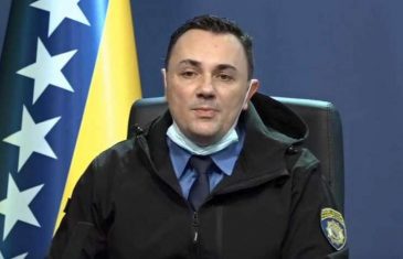 POVEĆAN ULAZAK GRAĐANA U BiH NAKON UKIDANJA MJERA KARANTINA: Ajdinović tvrdi da će sve koji dođu na granicu, pored policajaca, kontrolirati i…