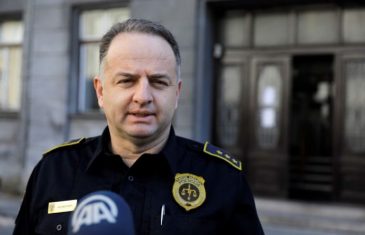 UHAPŠEN NAKON ŠTO JE U KOMENTARIMA POZIVAO NA NASILJE NAD POLICAJCIMA: OGLASILI SE IZ MUP-A KS