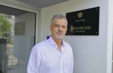 RADONČIĆ ZATRESAO REGIJU: “Situacija je veoma dramatična, traje tiho etničko čišćenje na sjeveru Crne Gore. Pale, lome, zastrašuju isti oni koji su to radili po BiH”