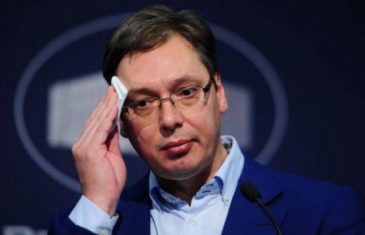 VUČIĆA OBUZELA PANIKA: “Komplikuju se stvari oko Kosova i Republike Srspke”