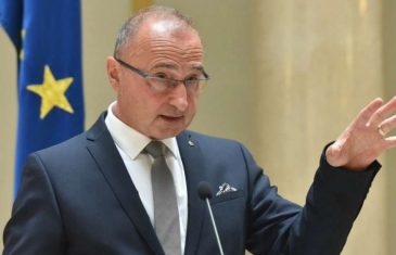 RADMAN ZABACUJE UDICE: “Hrvatska će se zalagati da BiH počne pregovore s EU do kraja godine, ali…”