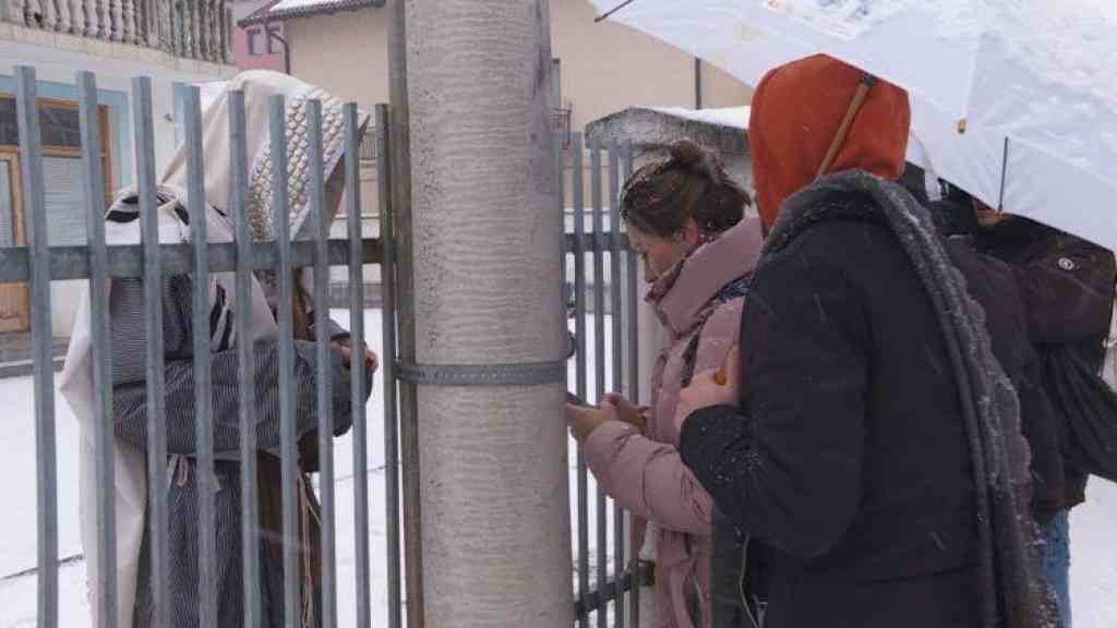 SLIJEDI DEPORTACIJA! Članovi vjerske grupe LEV TAHOR napustili kuću u Istočnoj Ilidži, građanima LAKNULO!