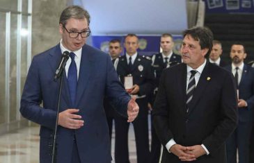 DRAMA U VLADAJUĆOJ STRANCI U SRBIJI PRED IZBORE: Aleksandar Vučić i Bratislav Gašić u sukobu, sve je počelo poslije…